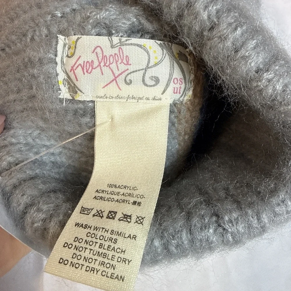 Free People Hat Womens One Size‎ Gray Blue Prep Stripe Knit Beanie Winter